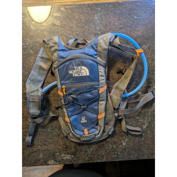 The North Face Gulper Hydration Pack Backpack - EUC - Picture 4 of 5